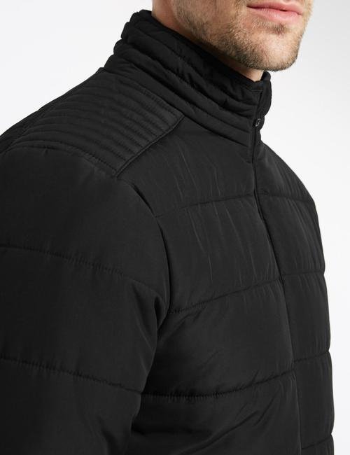 Siyah Kapitone Ceket (Stormwear™ Teknolojisi ile)