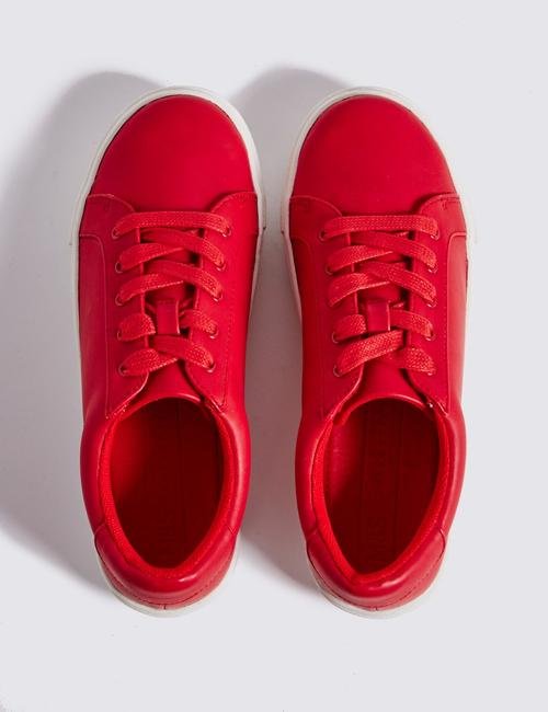 Kırmızı Bağcıklı Spor Ayakkabı
