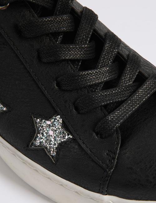 Siyah Yıldız Desenli Spor Ayakkabı (Insolia Flex® Teknolojisi ile)