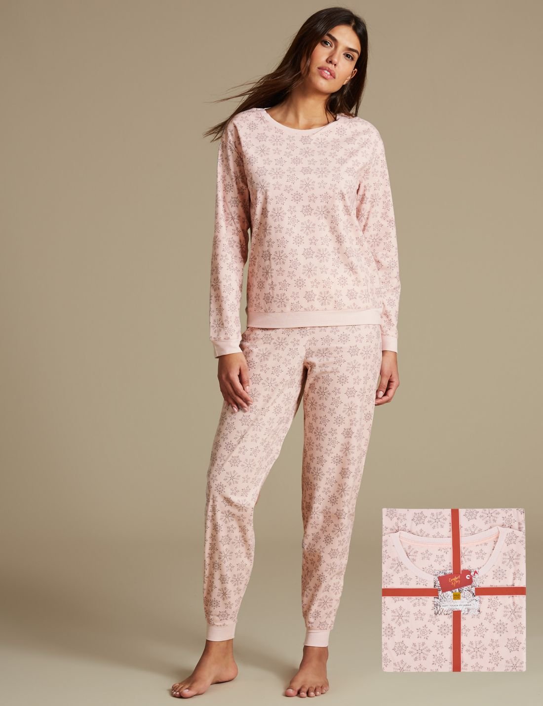 Kar Tanesi Desenli Uzun Kollu Pijama Takımı