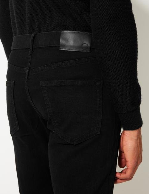 Siyah Regular Fit Streç Jean Pantolon (Stormwear™ Teknolojisi ile)