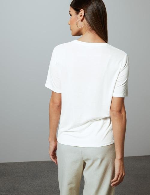 Beyaz Kısa Kollu T-Shirt