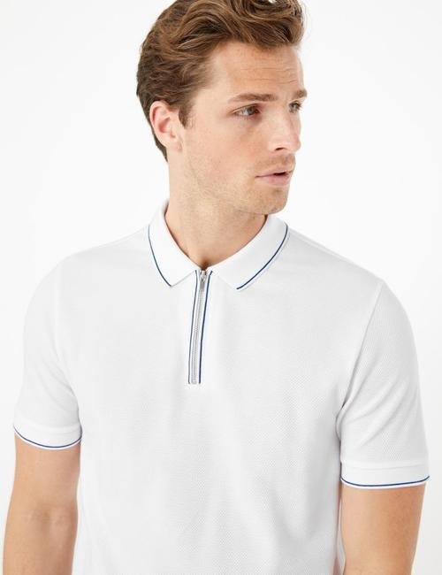Beyaz Yarım Fermuarlı Polo Yaka T-Shirt