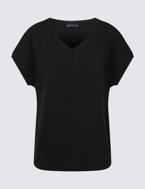 Siyah V Yaka Kısa Kollu T-Shirt
