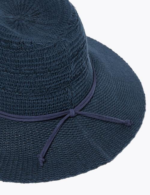 Lacivert Bağlama Detaylı Hasır Şapka