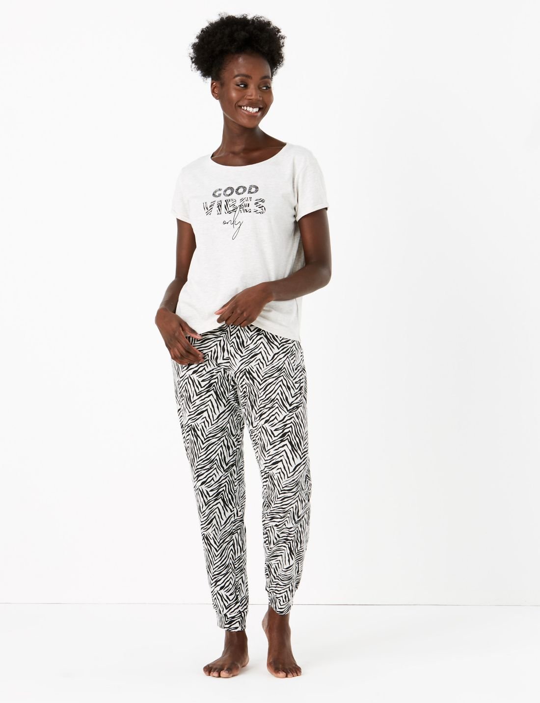 Zebra Desenli Pijama Takımı