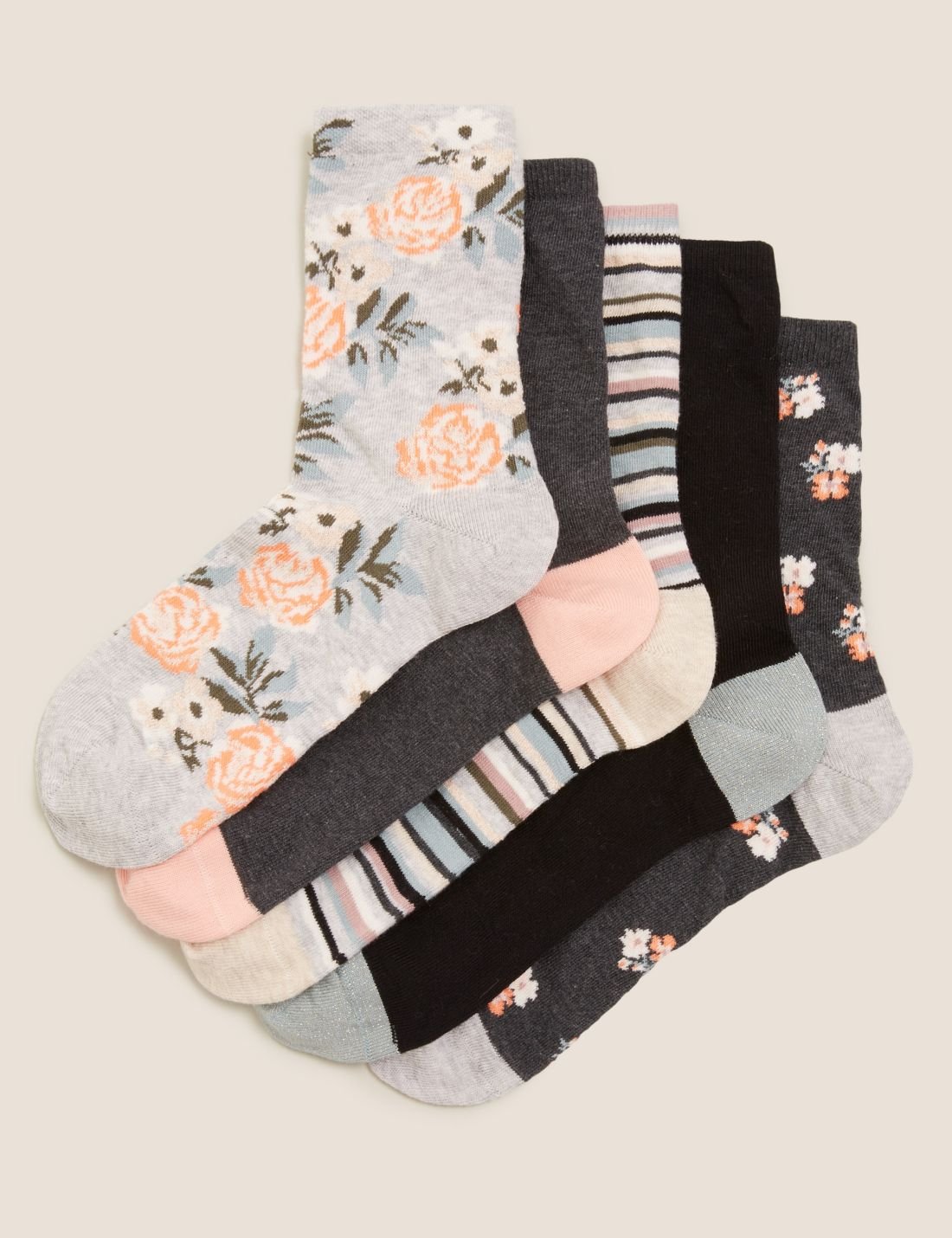 5'li Çiçek Desenli Çorap Seti