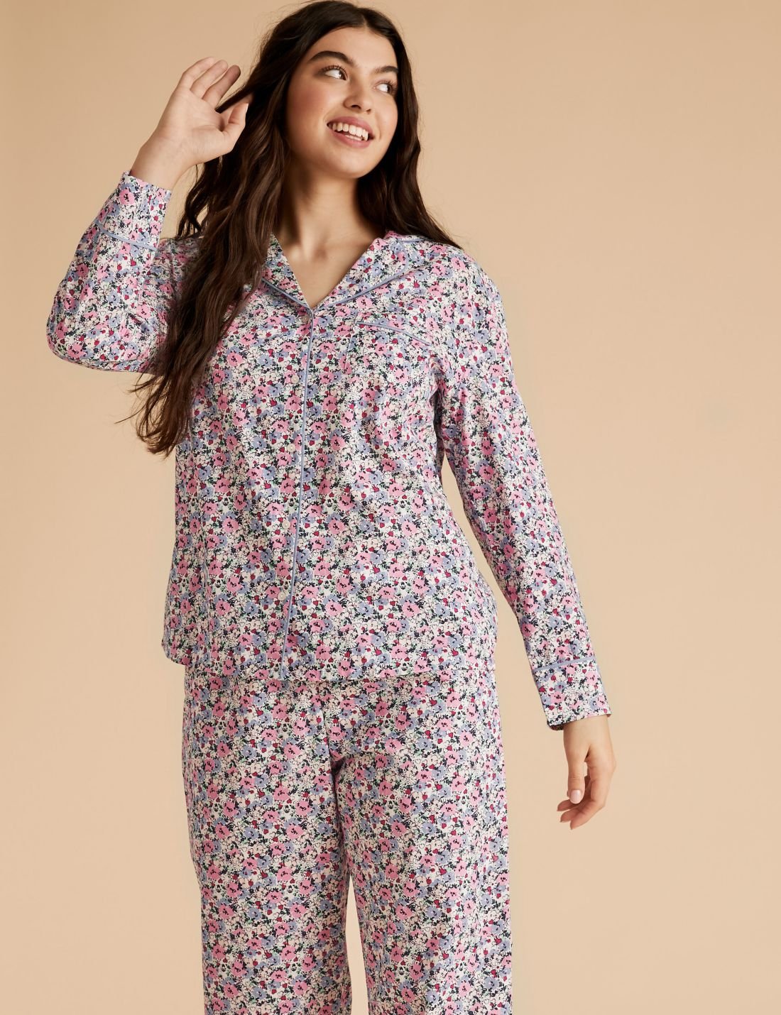 Saf Pamuklu Çiçek Desenli Pijama Takımı