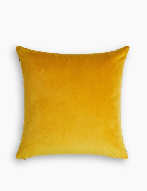Sarı Kadife Desenli Yastık