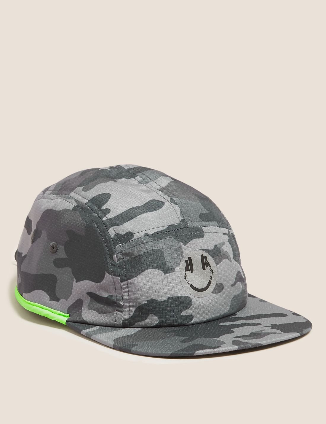 Kamuflaj Desenli Şapka