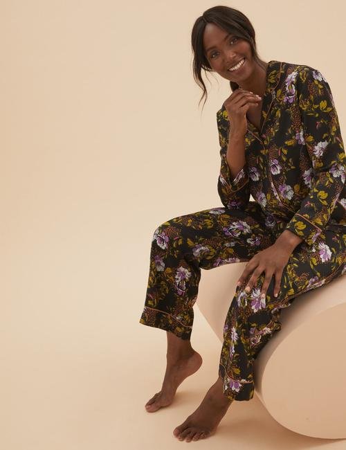 Siyah Çiçek Desenli Saten Pijama Takımı