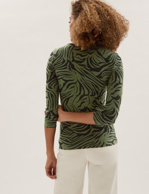 Yeşil Desenli Kayık Yaka Bluz