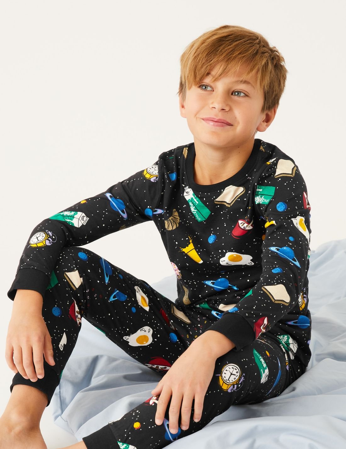 Saf Pamuklu Uzay Desenli Pijama Takımı (6-16 Yaş)