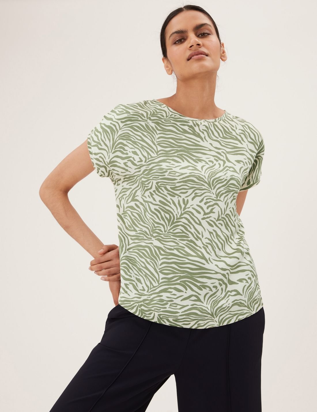 Zebra Desenli Kısa Kollu T-Shirt