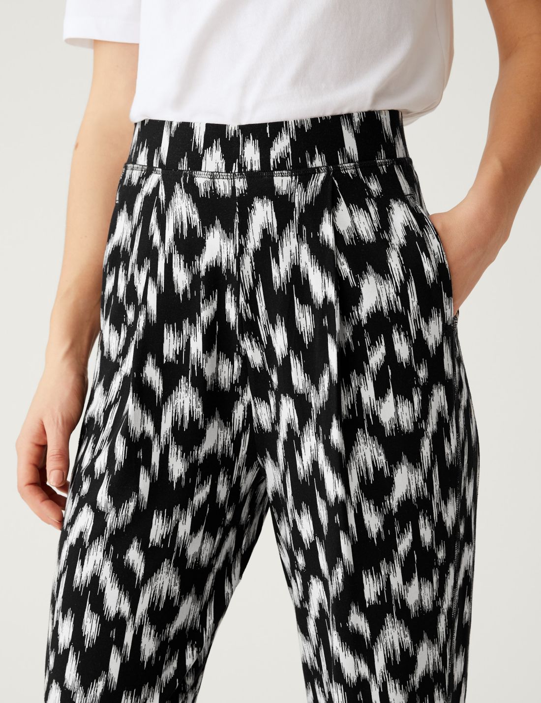 Tapered Fit Desenli Örme Pantolon