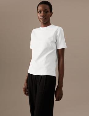 Kadın Beyaz Regular Fit Kısa Kollu T-Shirt