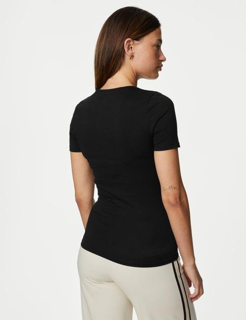 Siyah Slim Fit Kısa Kollu T-Shirt