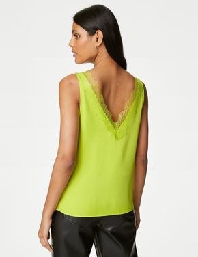 Kadın Yeşil Dantel Detaylı V Yaka Bluz