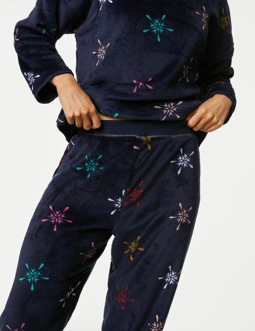 Lacivert Yıldız Desenli Uzun Kollu Polar Pijama Takımı