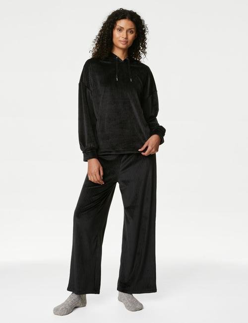 Siyah Flexifit™ Kapüşonlu Kadife Pijama Üstü